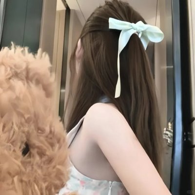 爱长颈鹿的女人